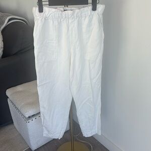 White Beachy Banana Republic Pants